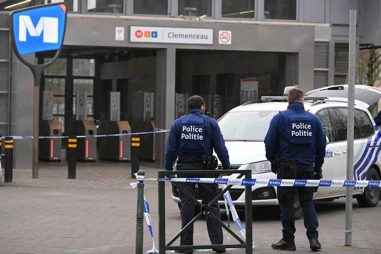 Belgique : deux hommes activement recherchés après avoir tiré avec des armes de guerre devant une station de métro à Bruxelles