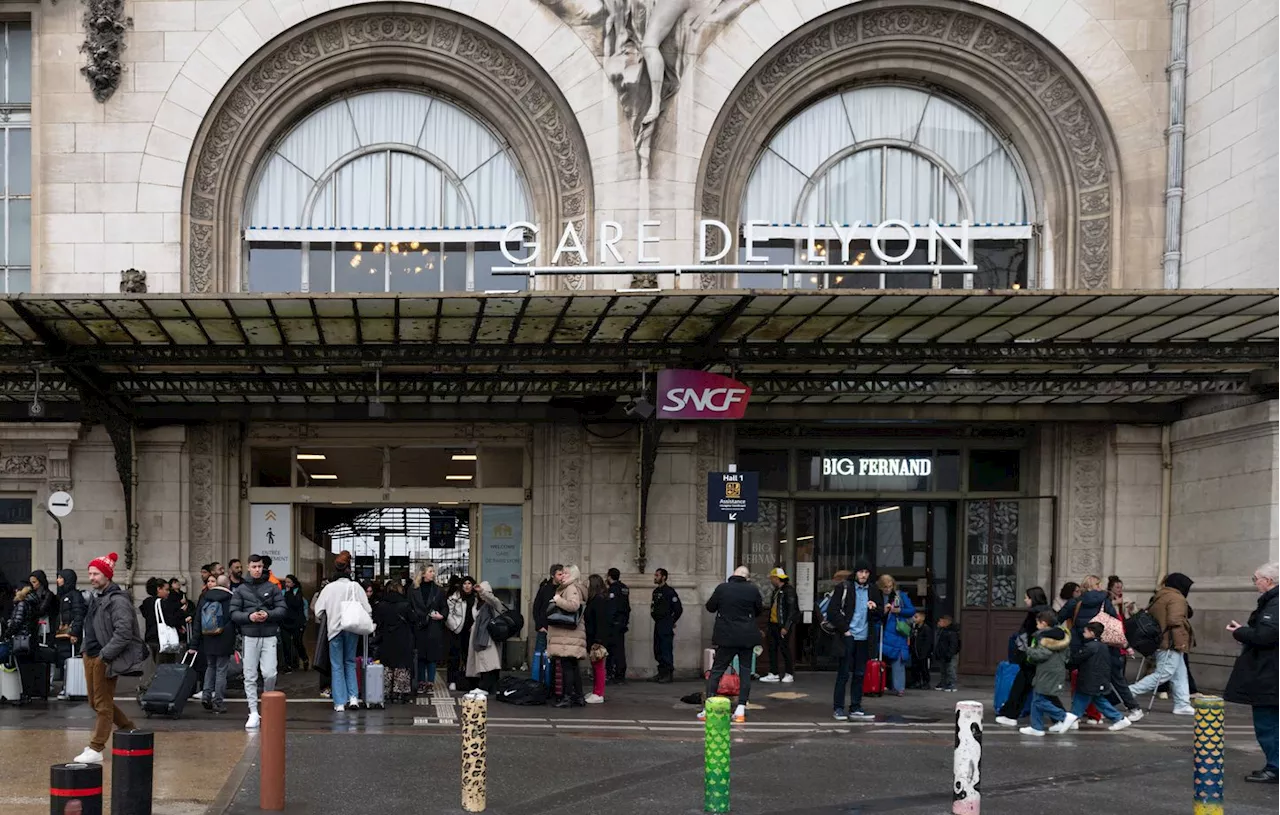 Panne électrique perturbe le trafic ferroviaire au sud de Paris