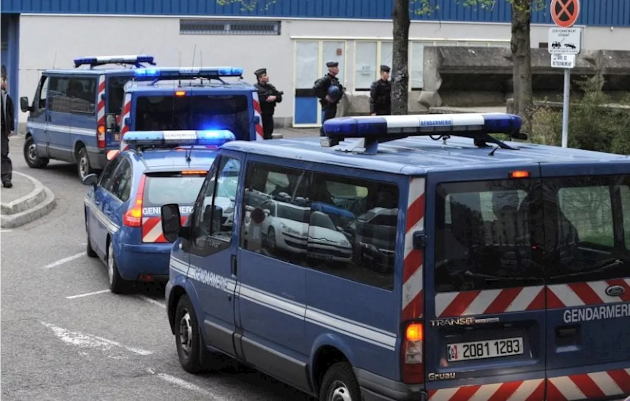 Un Homme Blessé par un Tir de Gendarme après un Refus d'Obtempérer à Échirolles