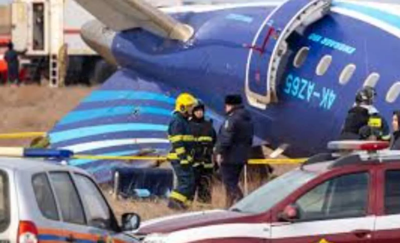 Azerbaijan shuts Russian cultural centre as jet crash row escalates