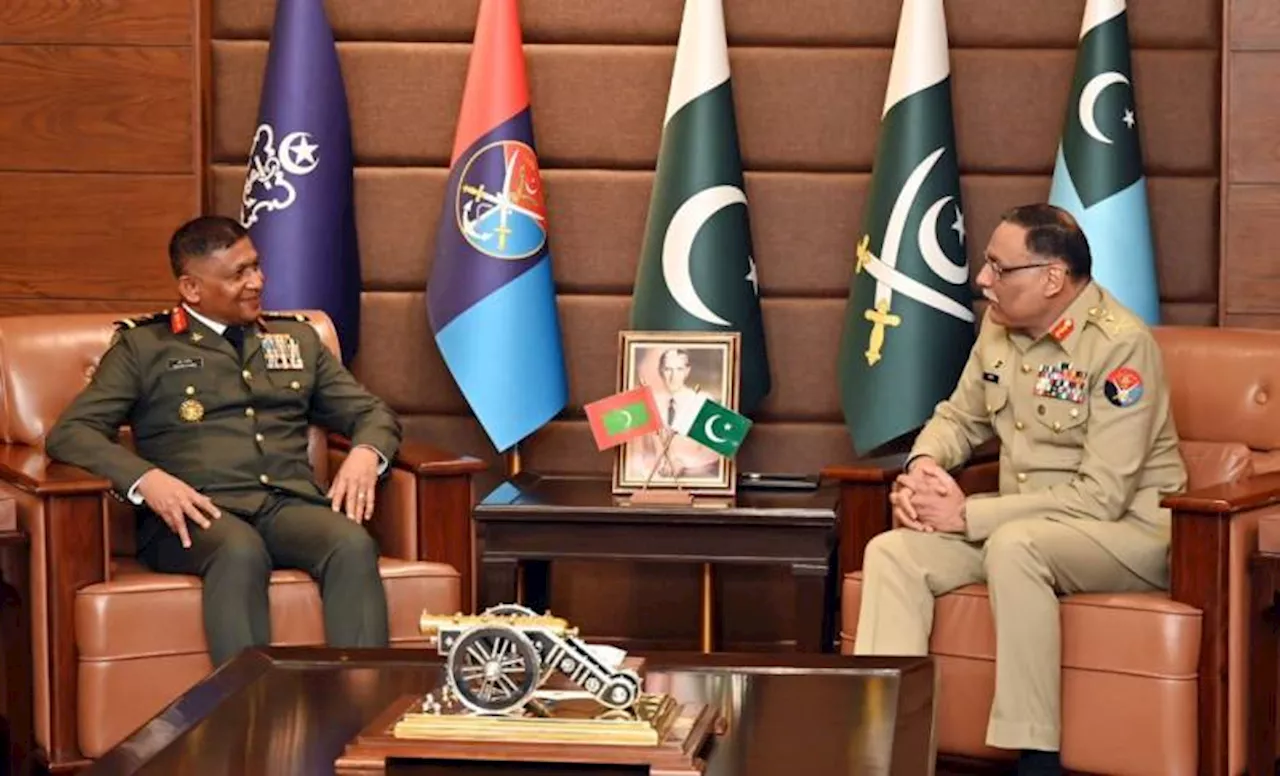 Pakistan, Maldives to boost military engagements