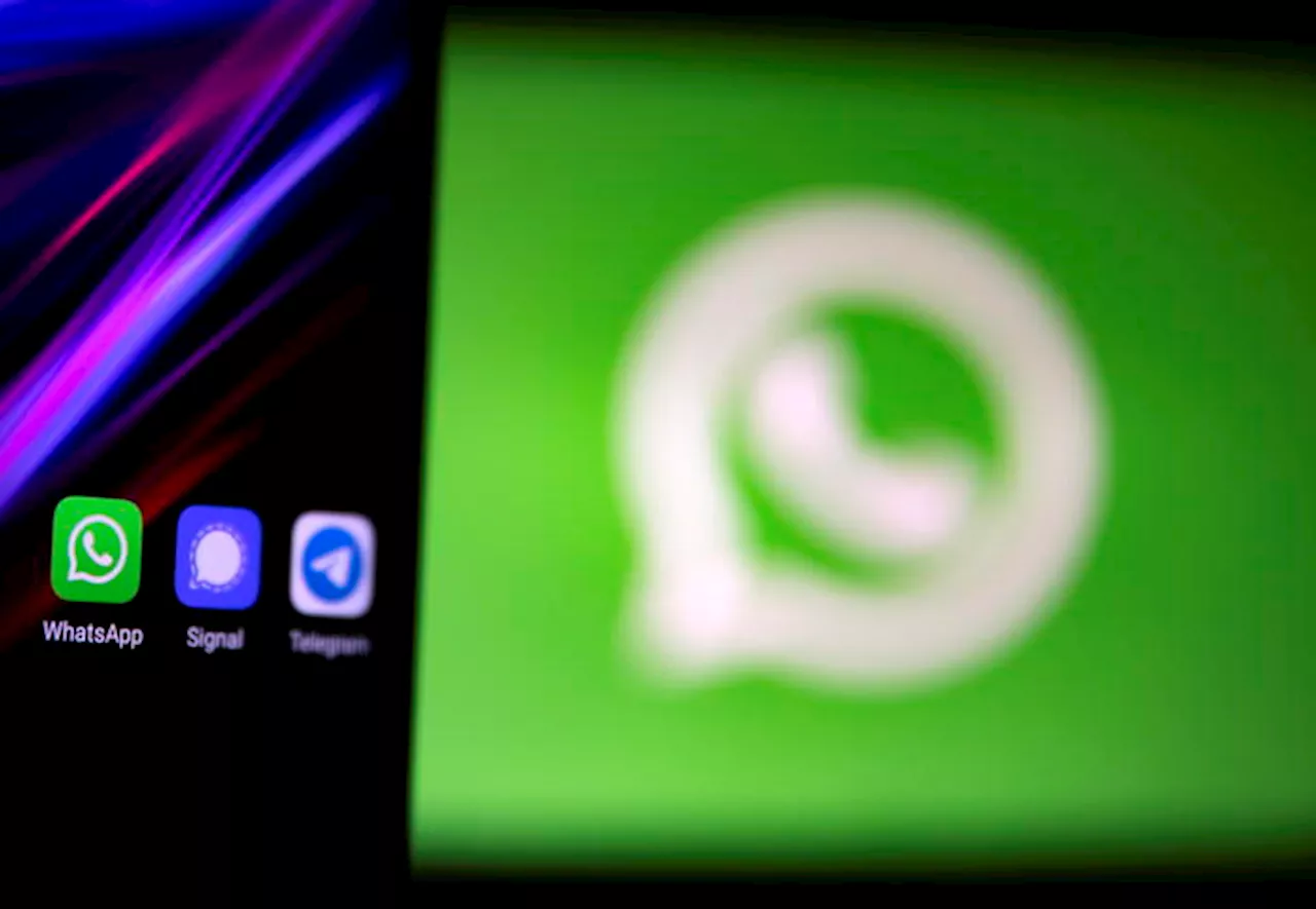 Espionaje a través del WhatsApp a siete italianos