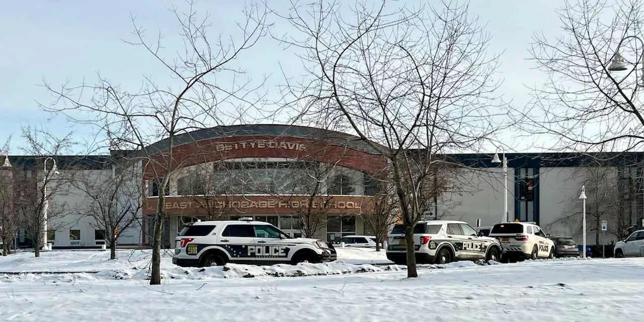 Bettye Davis East Anchorage High School Lockdown Lifted After Gun Threat Report