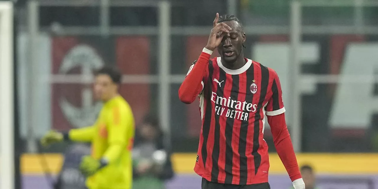 Abraham Kecewa Diejek Fans Roma, Tomori Pilih Tetap di Milan