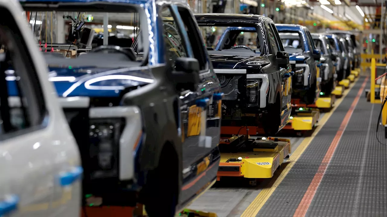 Ford Stock Dips After Soft 2025 Outlook, Analysts Remain Divided