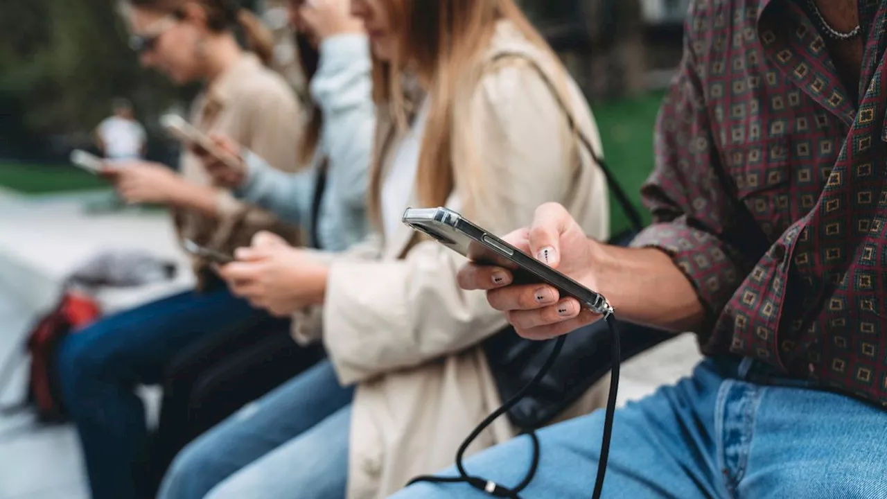 Mögliche Wahlbeeinflussung: EU warnt vor Gefahren durch TikTok und X für die Bundestagswahl