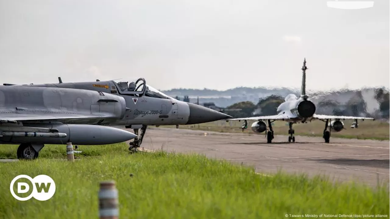 Франция поставила Украине первые истребители Mirage 2000-5