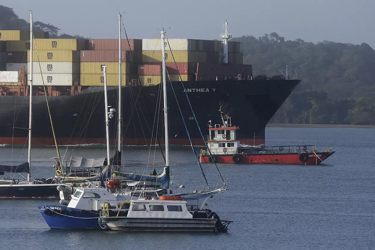 Panamá acuerda no cobrar tarifas a buques de EEUU por el Canal