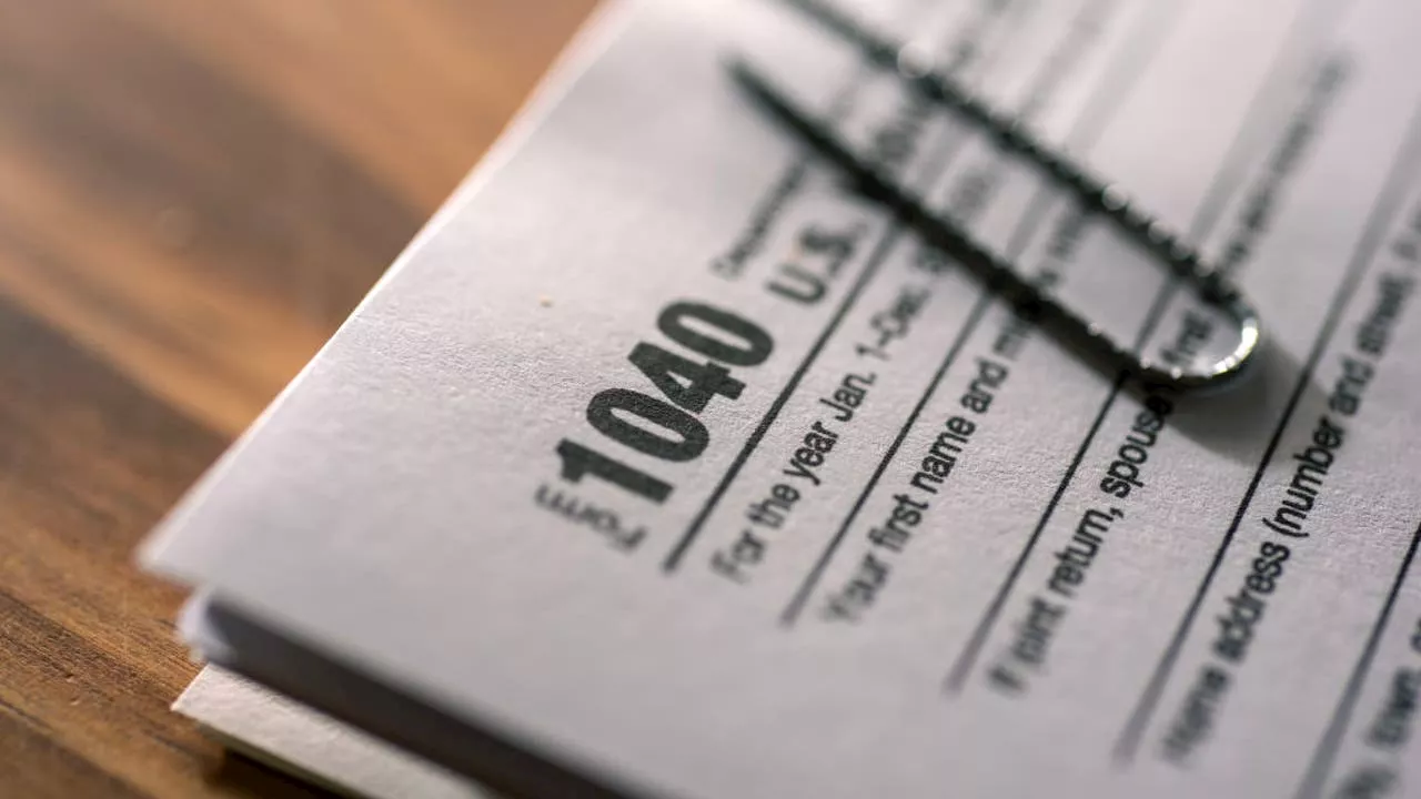 Where's My Refund? Your Guide to Tax Refund Tracking and Delays