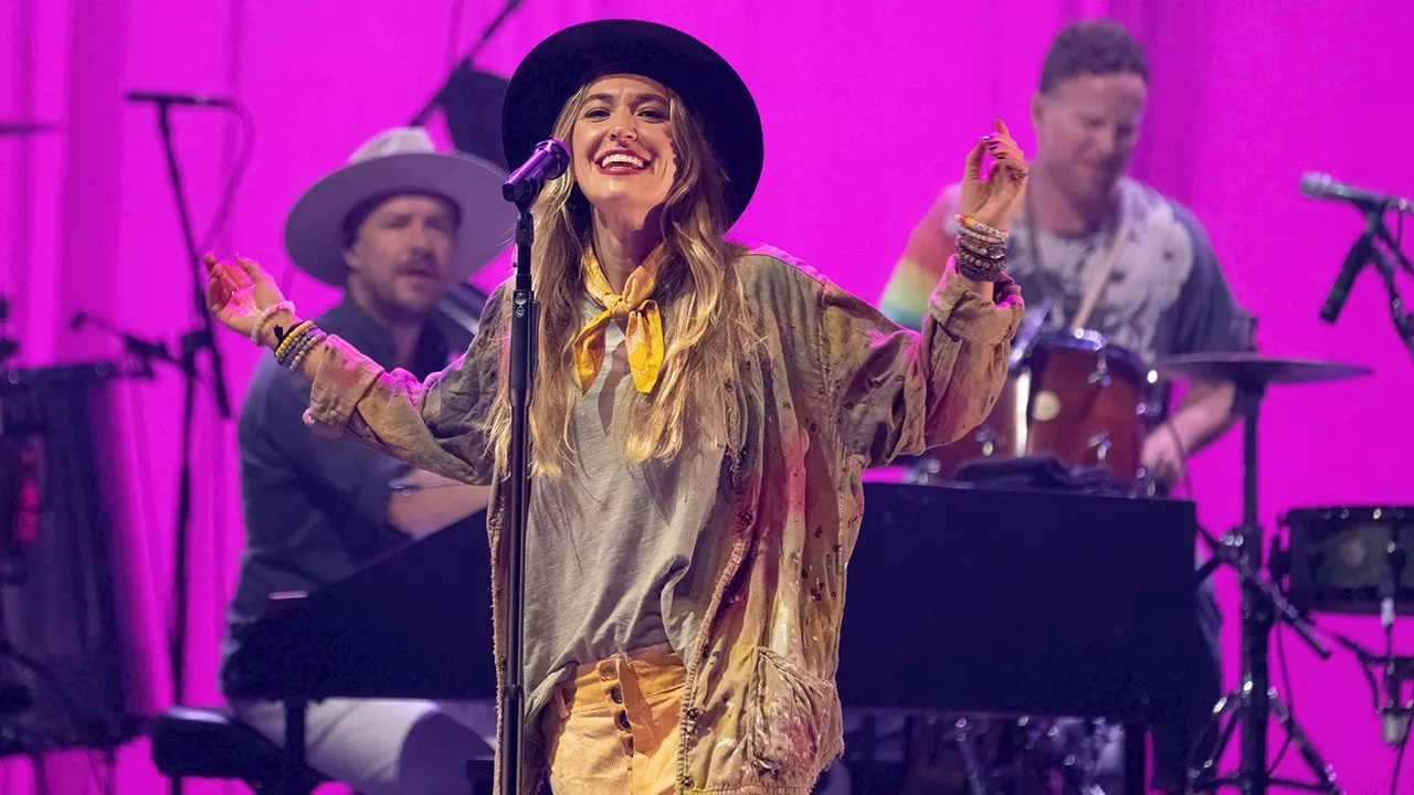 Lauren Daigle Gets Super Bowl Moment Years After Mayor's Criticism