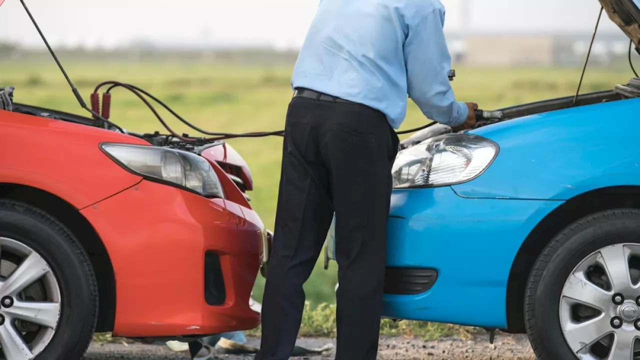 Come funziona la batteria dell'auto e come evitarne lo scarico