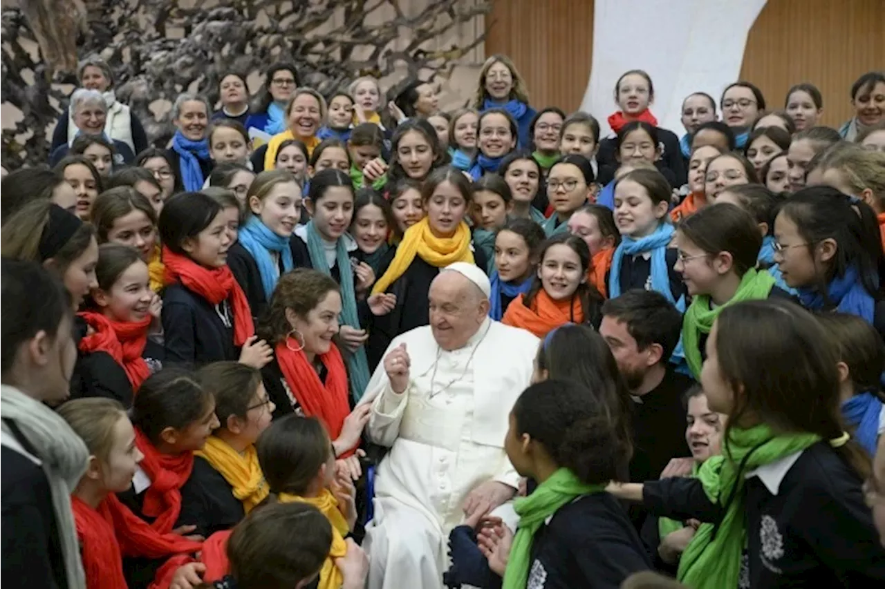 Pope Francis: Love Compels Us to Share Our Faith Like Mary