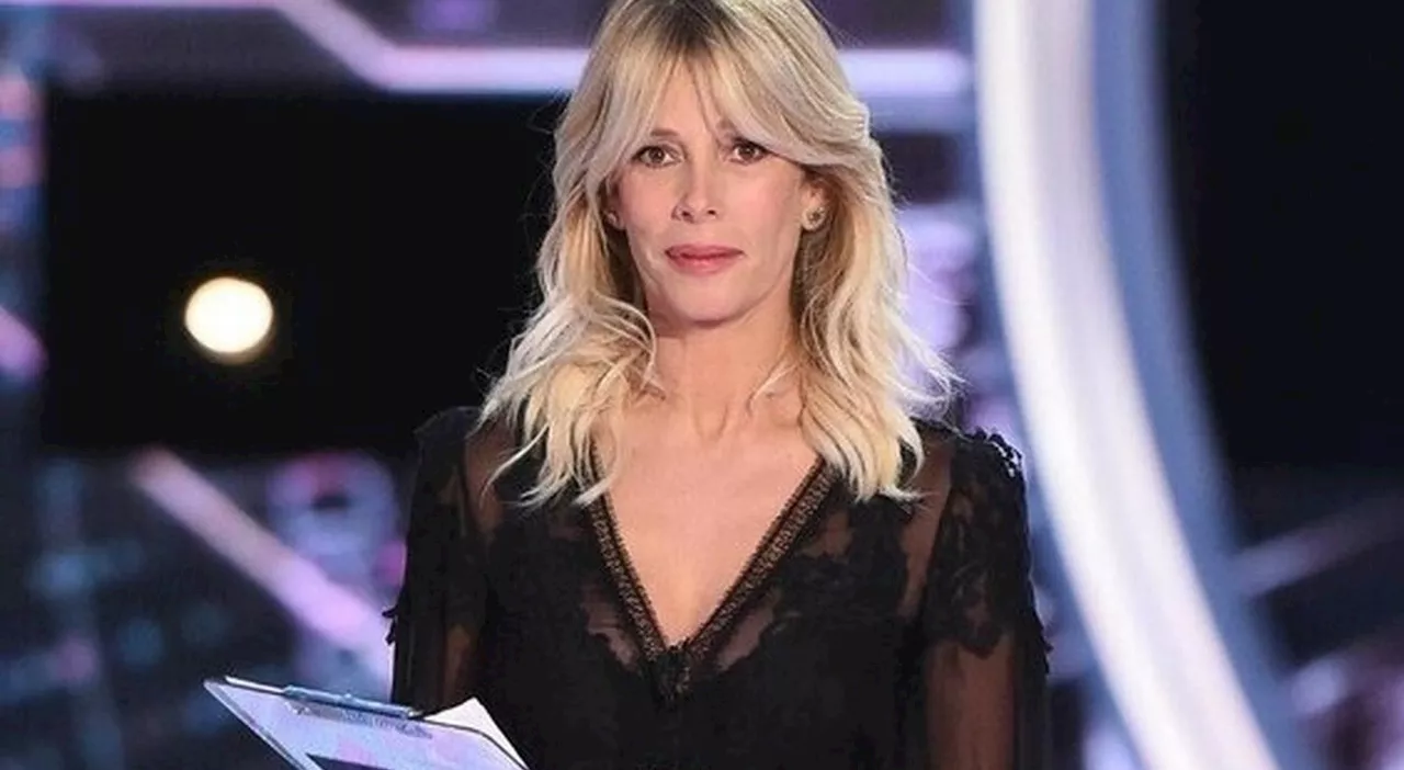 Alessia Marcuzzi a Sanremo 2024: tra famiglia, amiche e sogni di normalità