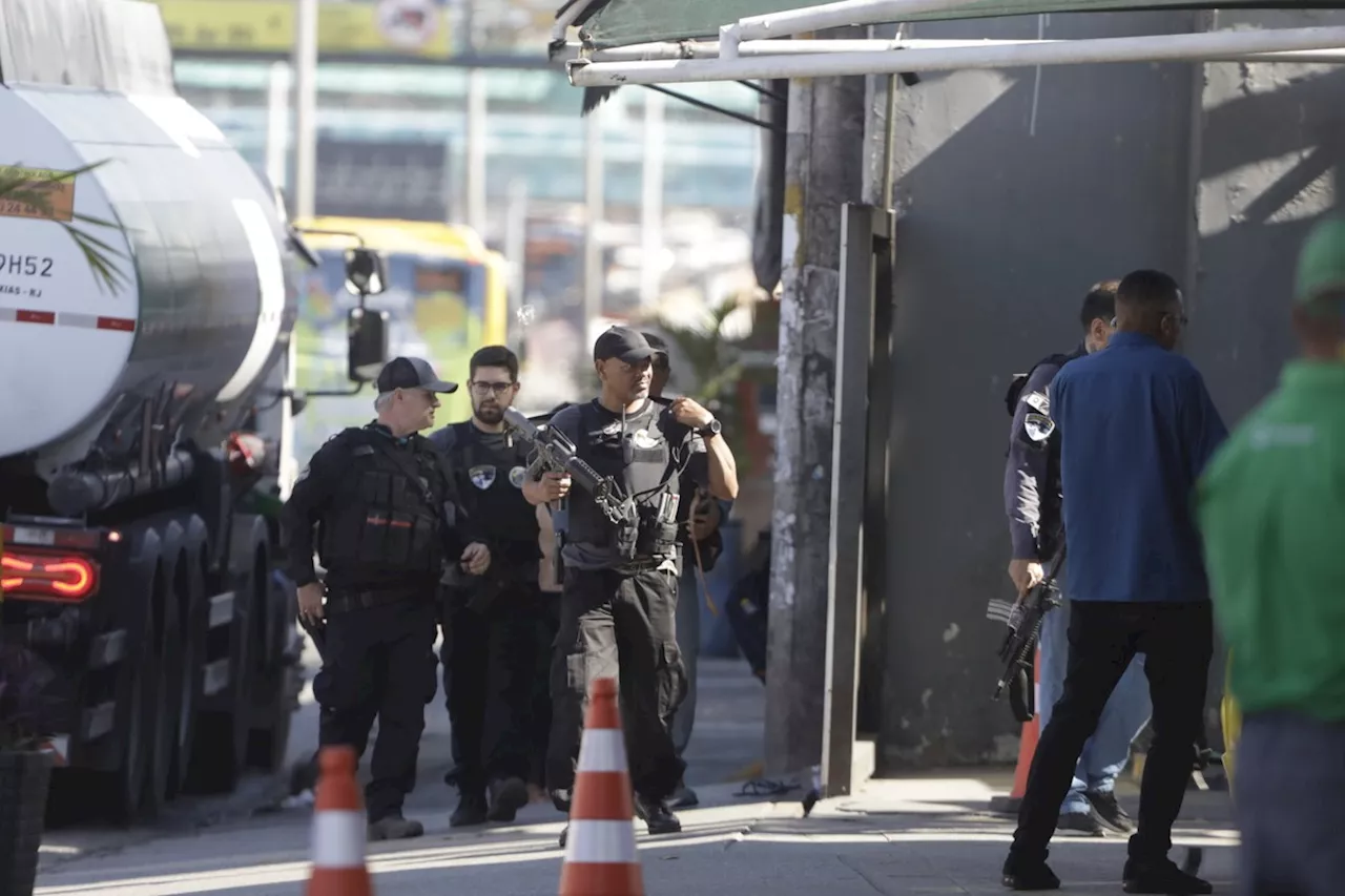 Polícia realiza operação na Maré no mesmo dia da inauguração da emergência do Hospital Federal de Bonsucesso