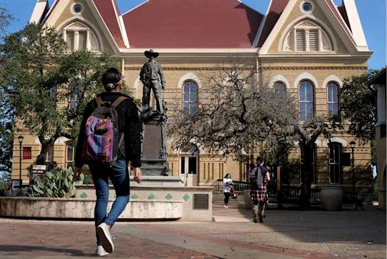 Texas Lawmakers to Further Restrict DEI Programs at Public Universities