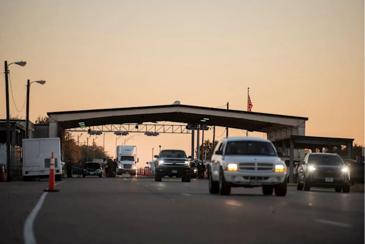 Texas School District Warns Parents of Possible Border Patrol Checks on Buses