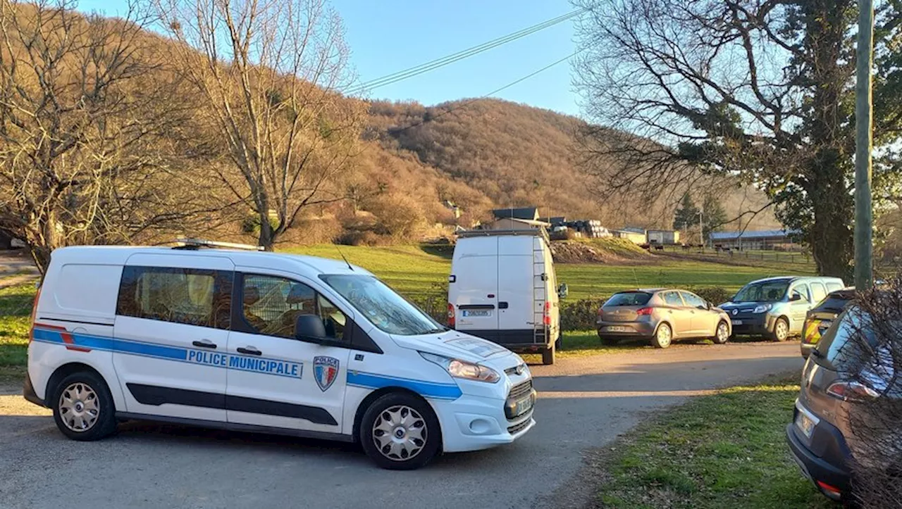 Découverte Macabre: Un Couple Britannique Trouvé Mort dans le Hameau des Pesquiés