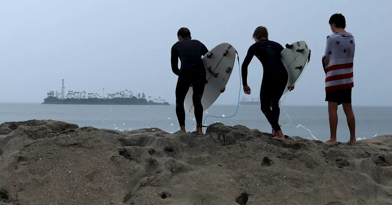 Beachgoers Beware: Rain Advisory Issued for LA County Coastline