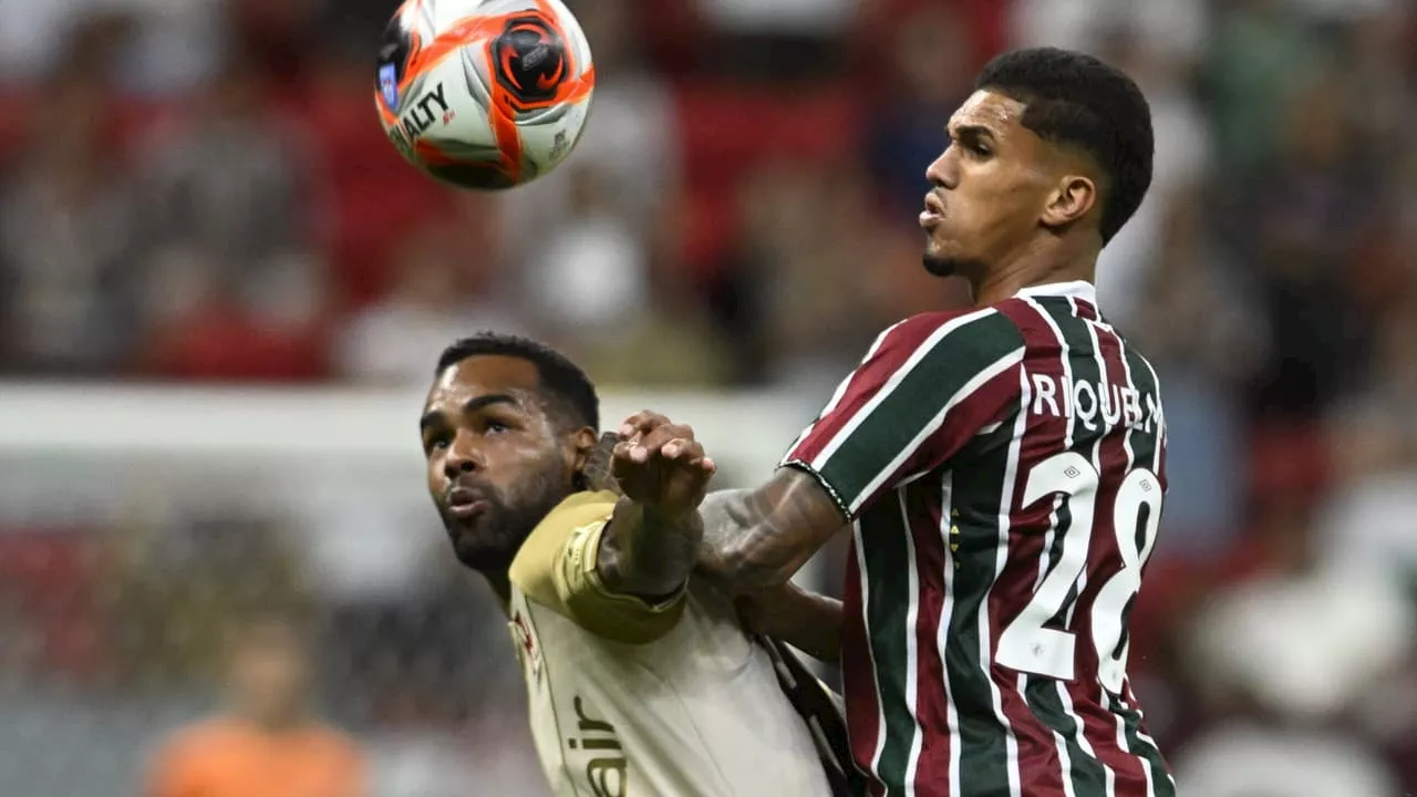 Carille lamenta falta de atacantes qualificados para o Vasco após derrota para o Fluminense