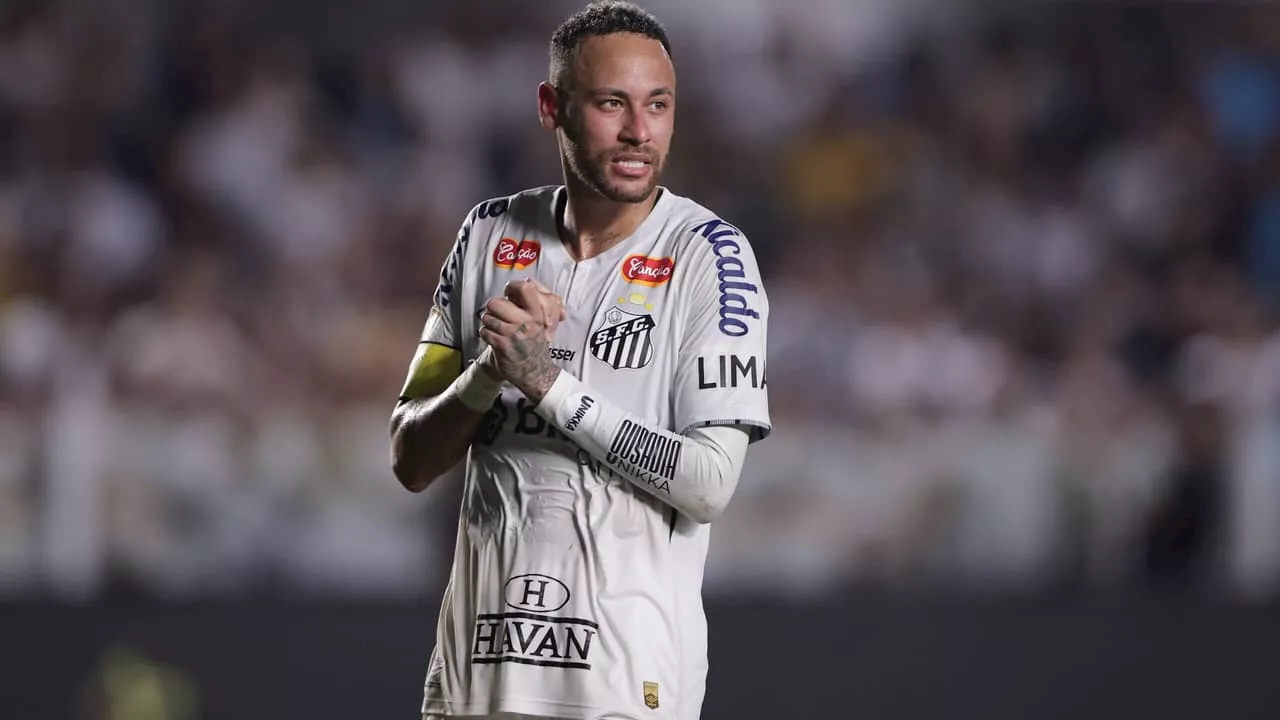 Neymar Volta ao Santos e Se Prepara para a Copa do Mundo