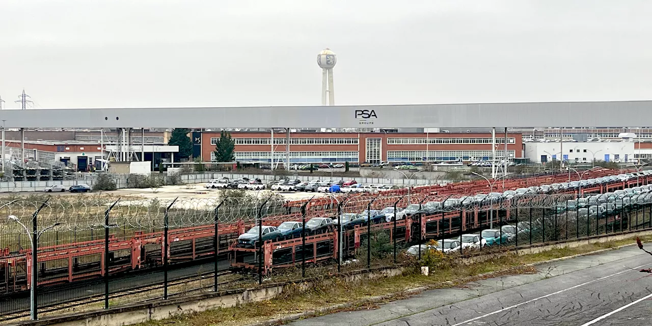 Stellantis embauche 20 ouvriers à Poissy, un signe d'espoir pour l'usine menacée