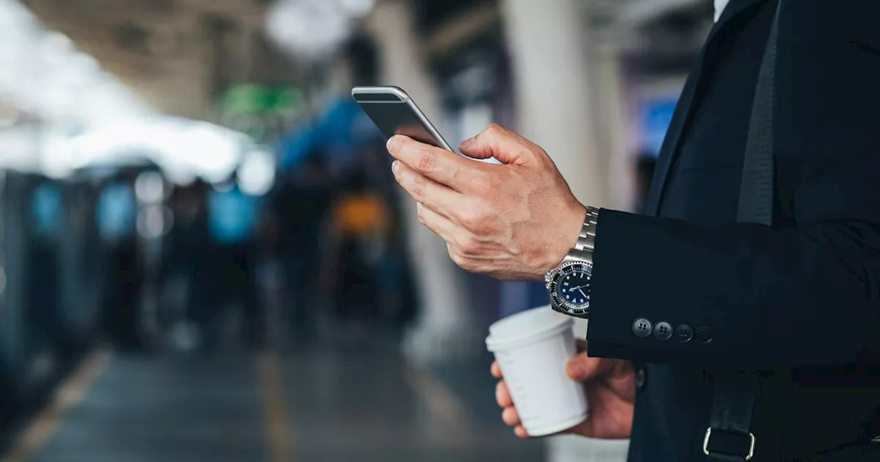 À la gare de Nantes, un homme écope d’une amende de 200 euros pour avoir téléphoné en haut-parleur