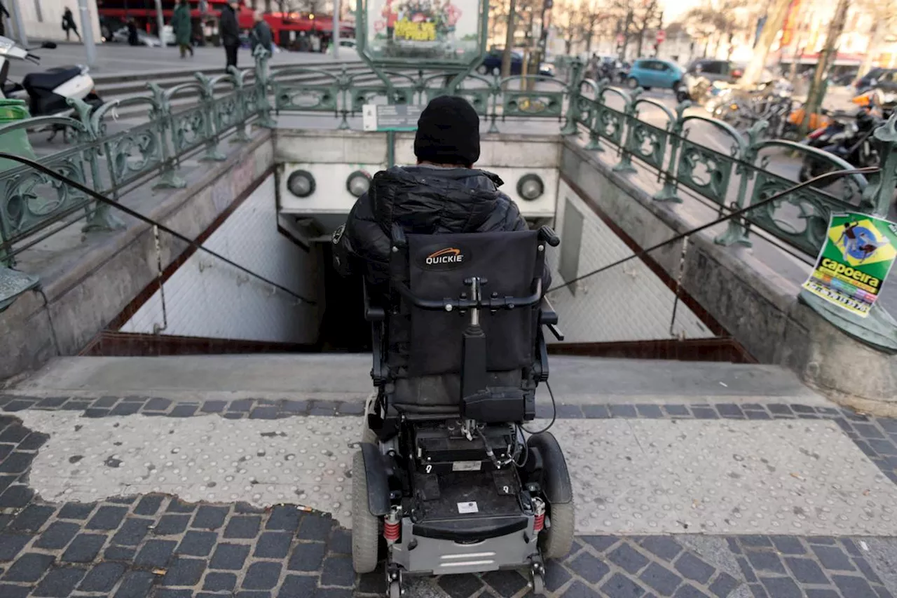 Macron annonce le remboursement intégral des fauteuils roulants à partir du 1er décembre