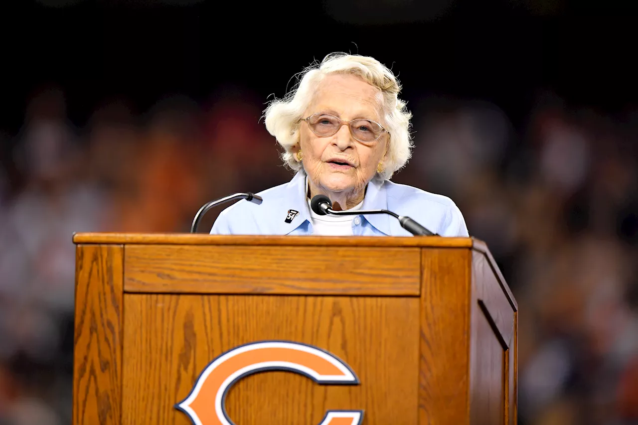 Who owns the Chicago Bears after the death of Virginia McCaskey?