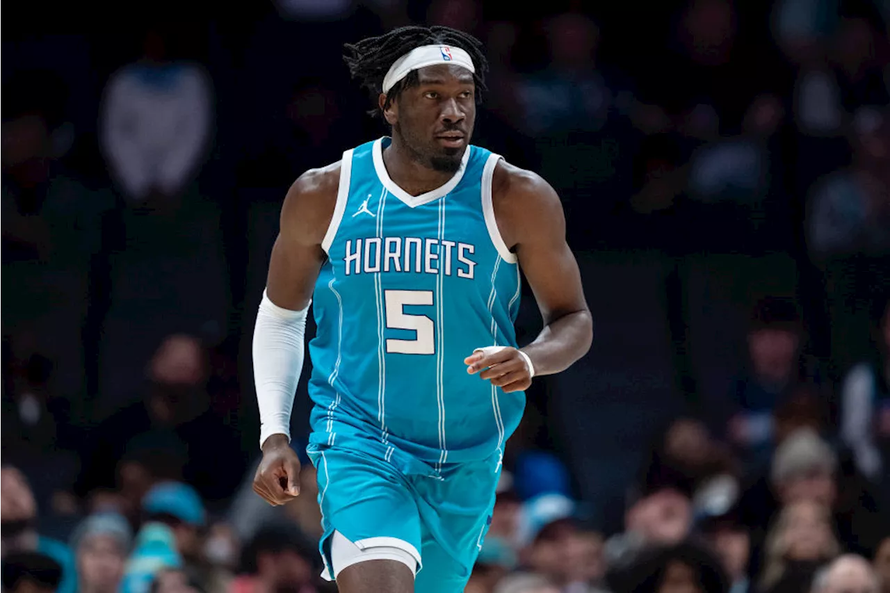 Lakers Acquire Mark Williams from Hornets in Trade