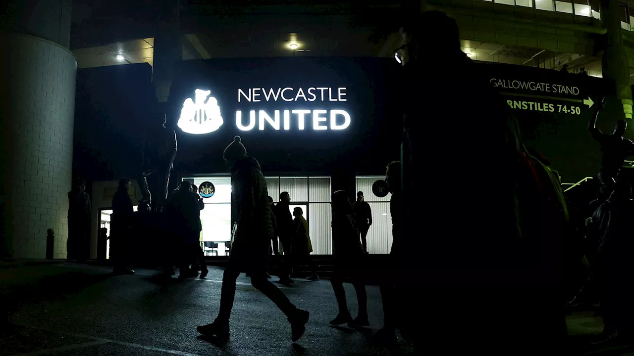 Magnificent Mags! Newcastle United Reach League Cup Final