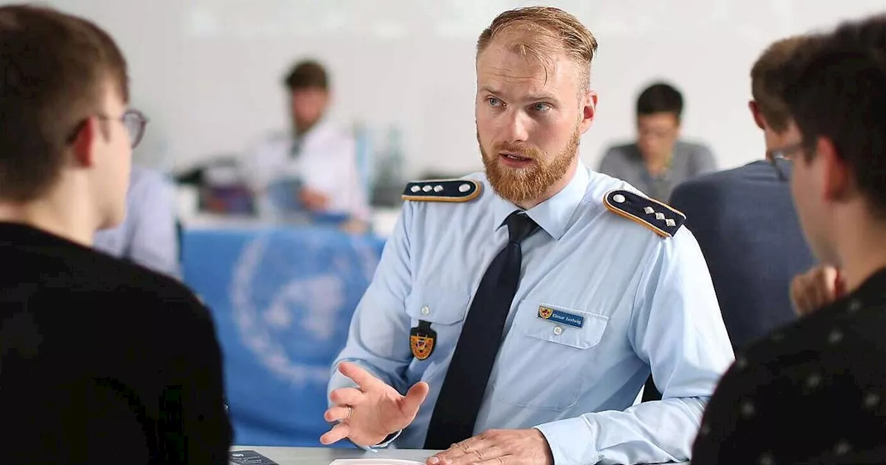 Bünder Stadtrat begrüßt Bundeswehr an Schulen mit großer Mehrheit