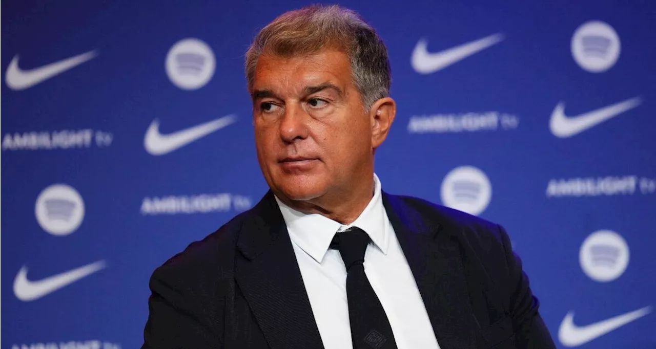 Laporta Offre des Billets au Match Barça-Valence aux Policiers Volontaires