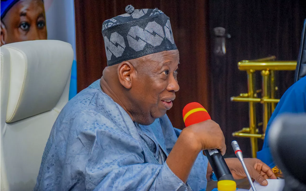 Ex-PDP Senator Decamps to APC, Vows to Deliver Delta in 2027