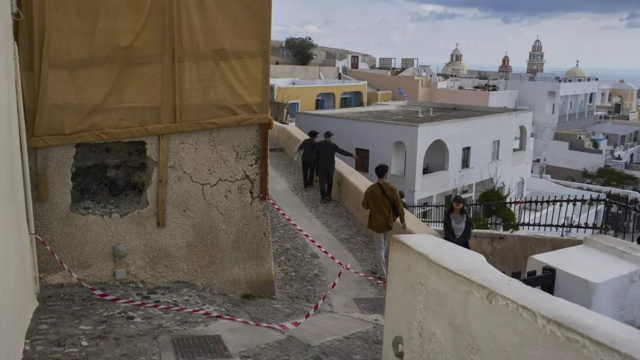 Gobierno de Grecia declara el estado de emergencia en Santorini por los terremotos