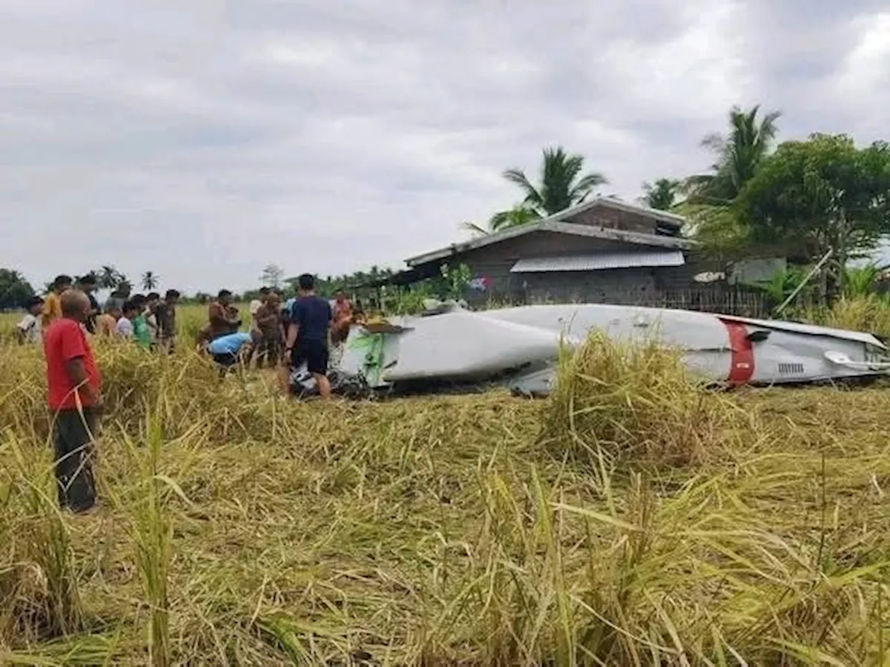 Four People Killed in Plane Crash in Philippines