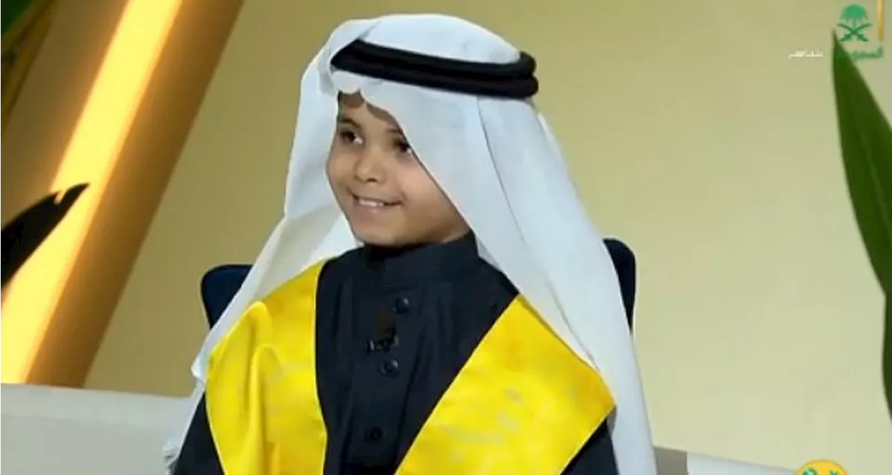 نواف العود حفظه للقرآن مكّنه من التألق في الإلقاء.. ونصيحته للأطفال : لا تستسلموا للفشل