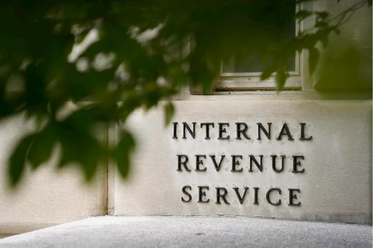 IRS workers involved in 2025 tax season can’t take ‘buyout’ offer until May