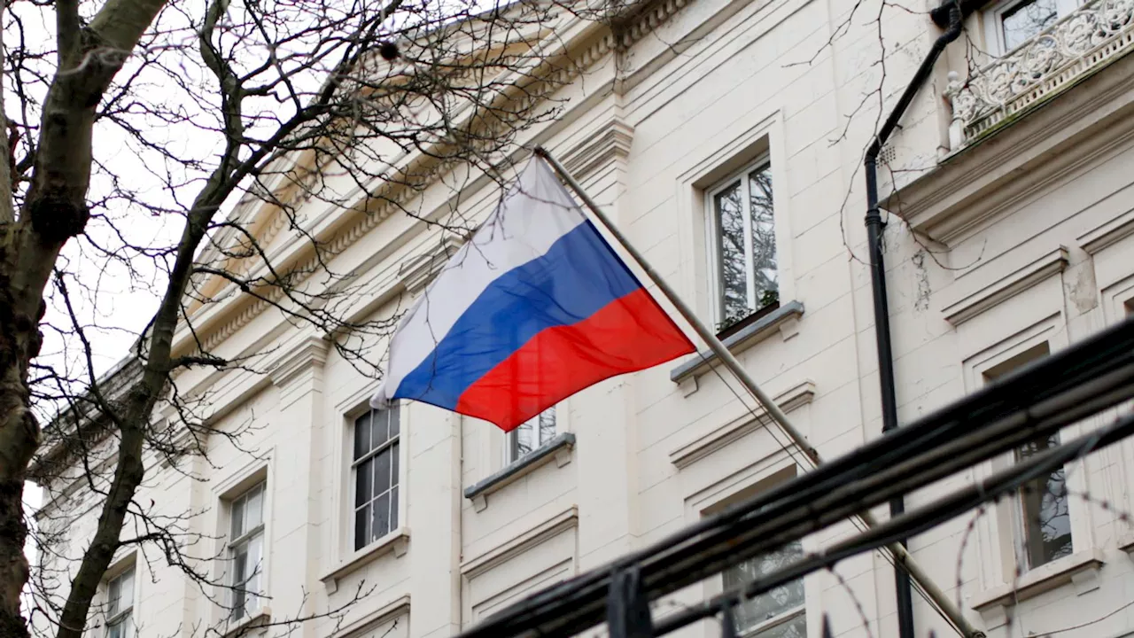 UK Revokes Russian Diplomat's Accreditation in Retaliation for Expulsion