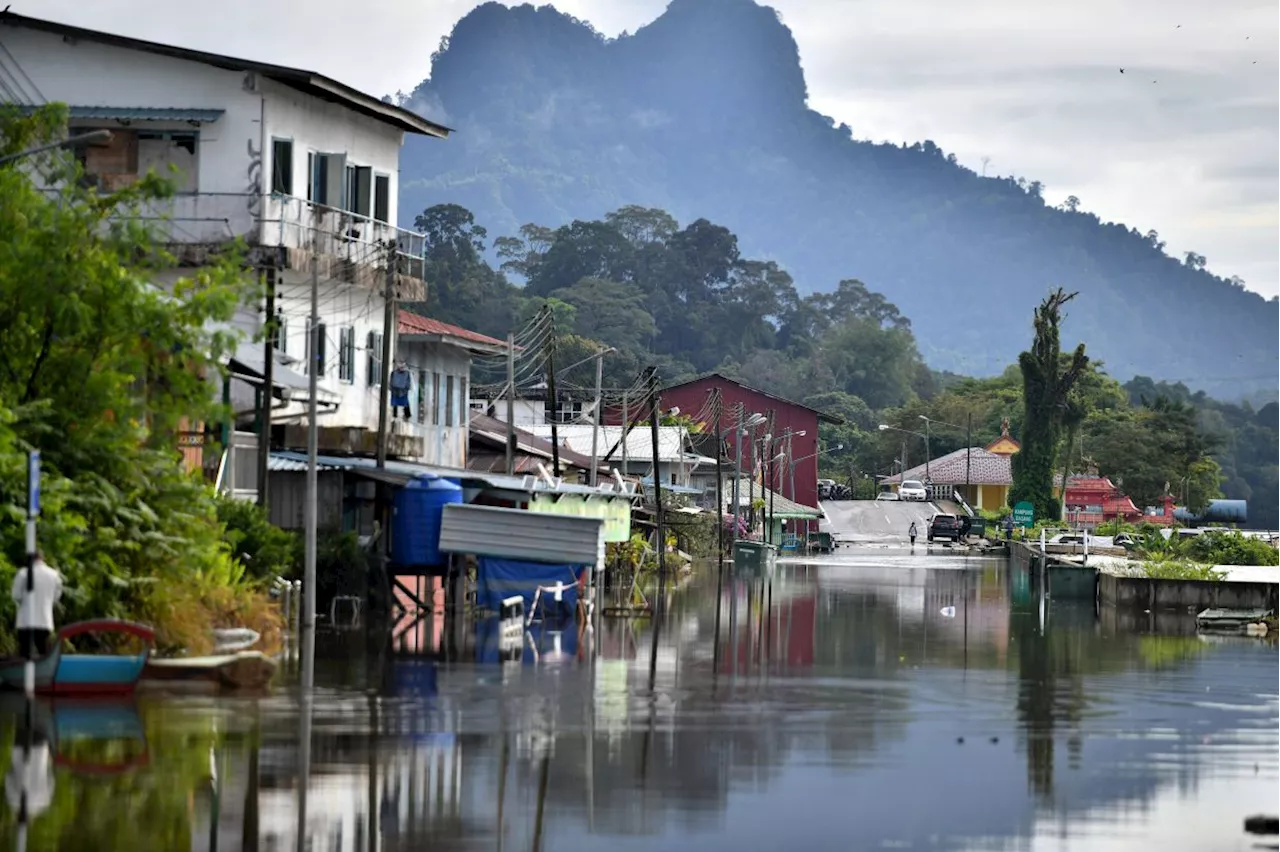 Bintulu Residents Advised to Remain Vigilant for Potential Flooding