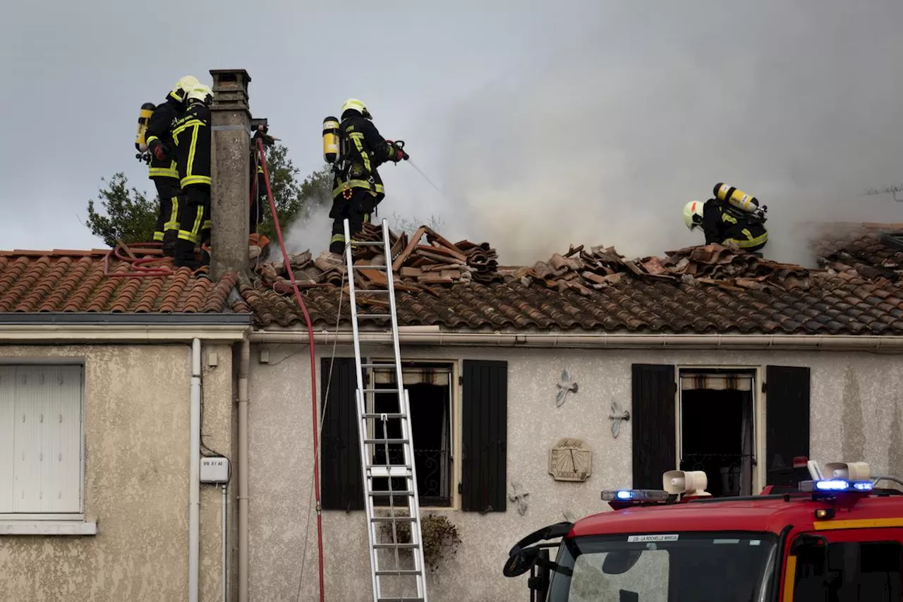 Arcangues : un feu d’appartement embrase la toiture, les résidents rapidement évacués