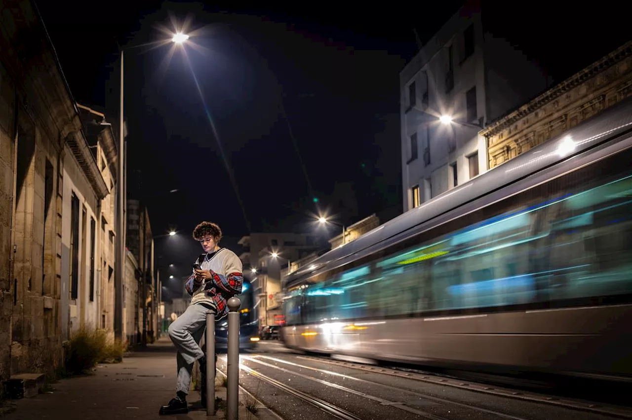 Éclairage nocturne à Bordeaux : toutes les rues vont rester allumées jusqu’à 2 h 30, « nous avons entendu les inquiétudes des habitants »