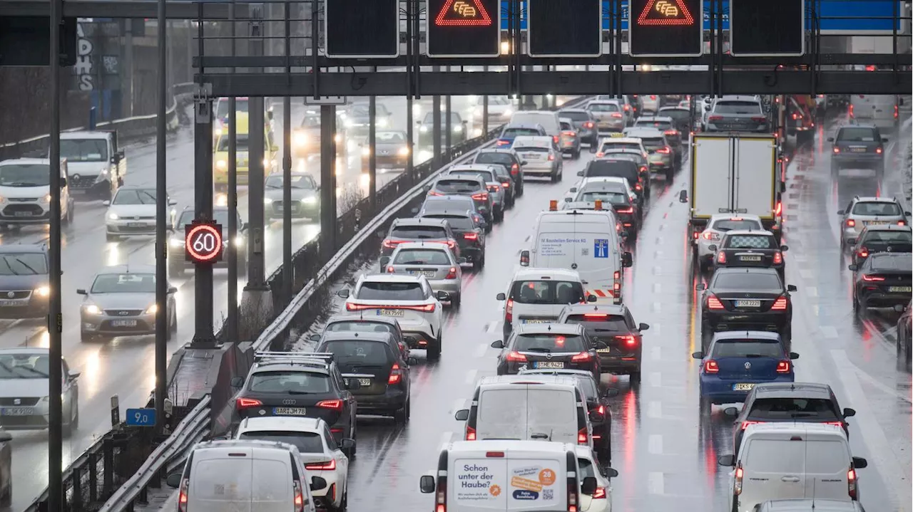 Seltener Warten auf Berlins Autobahnen: ADAC meldet elf Prozent weniger Staus für 2024