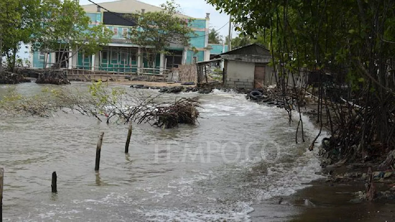 BMKG Keluarkan Peringatan Dini Potensi Banjir Rob Pantura Jabar Selama Sepekan