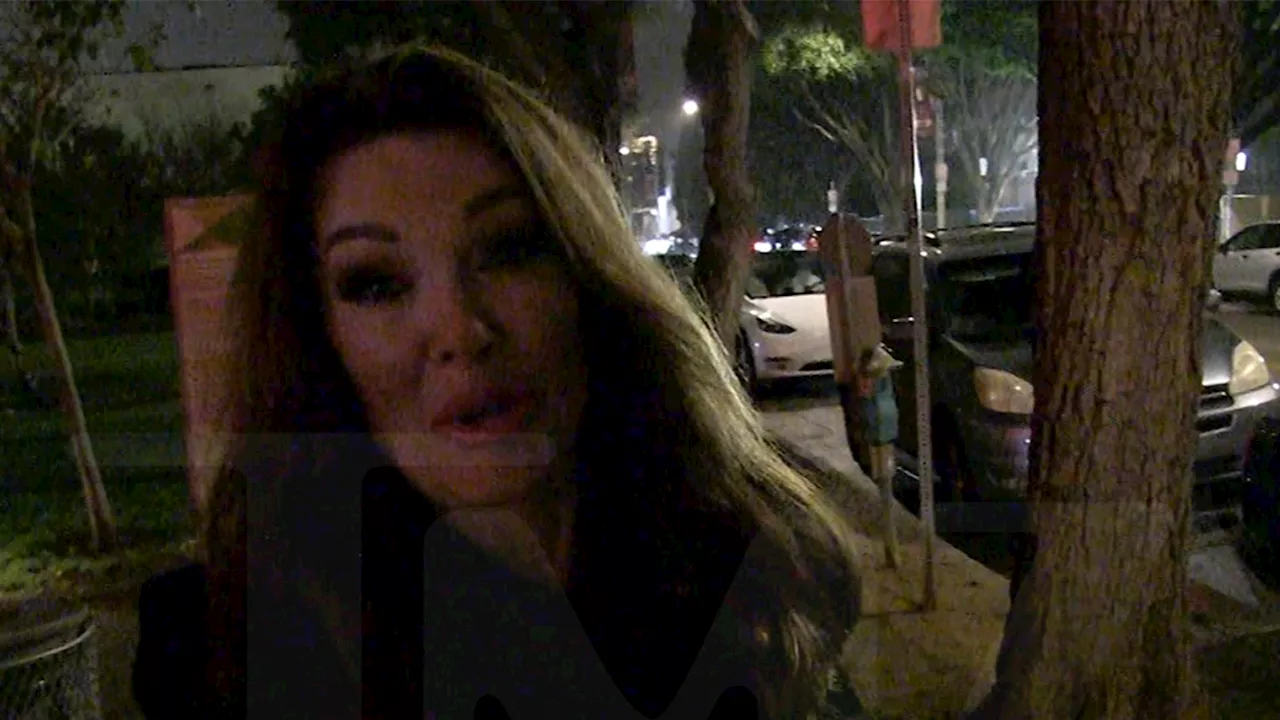 Lisa Vanderpump Says 'Pigs Will Fly' Before She Returns to 'RHOBH'