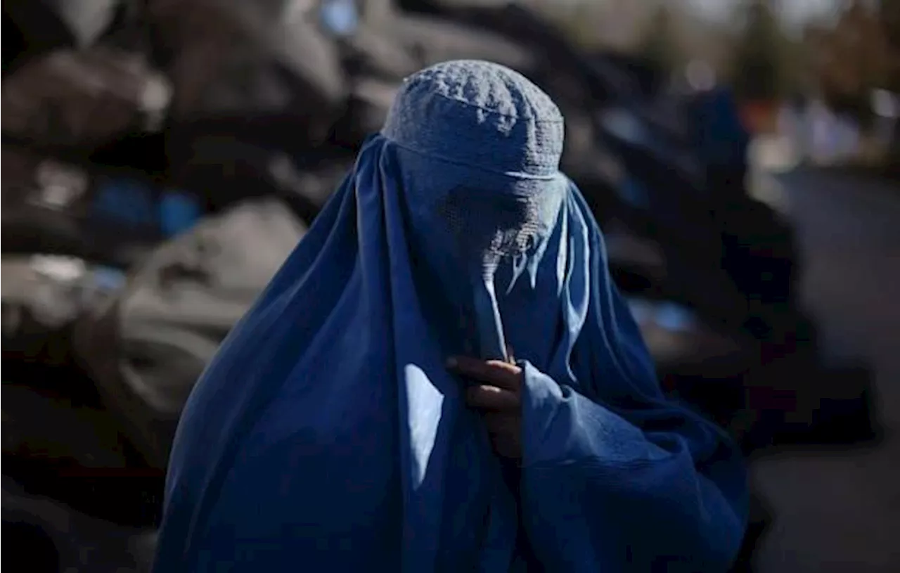 Les femmes afghanes plongent dans l'obscurité sous le régime taliban