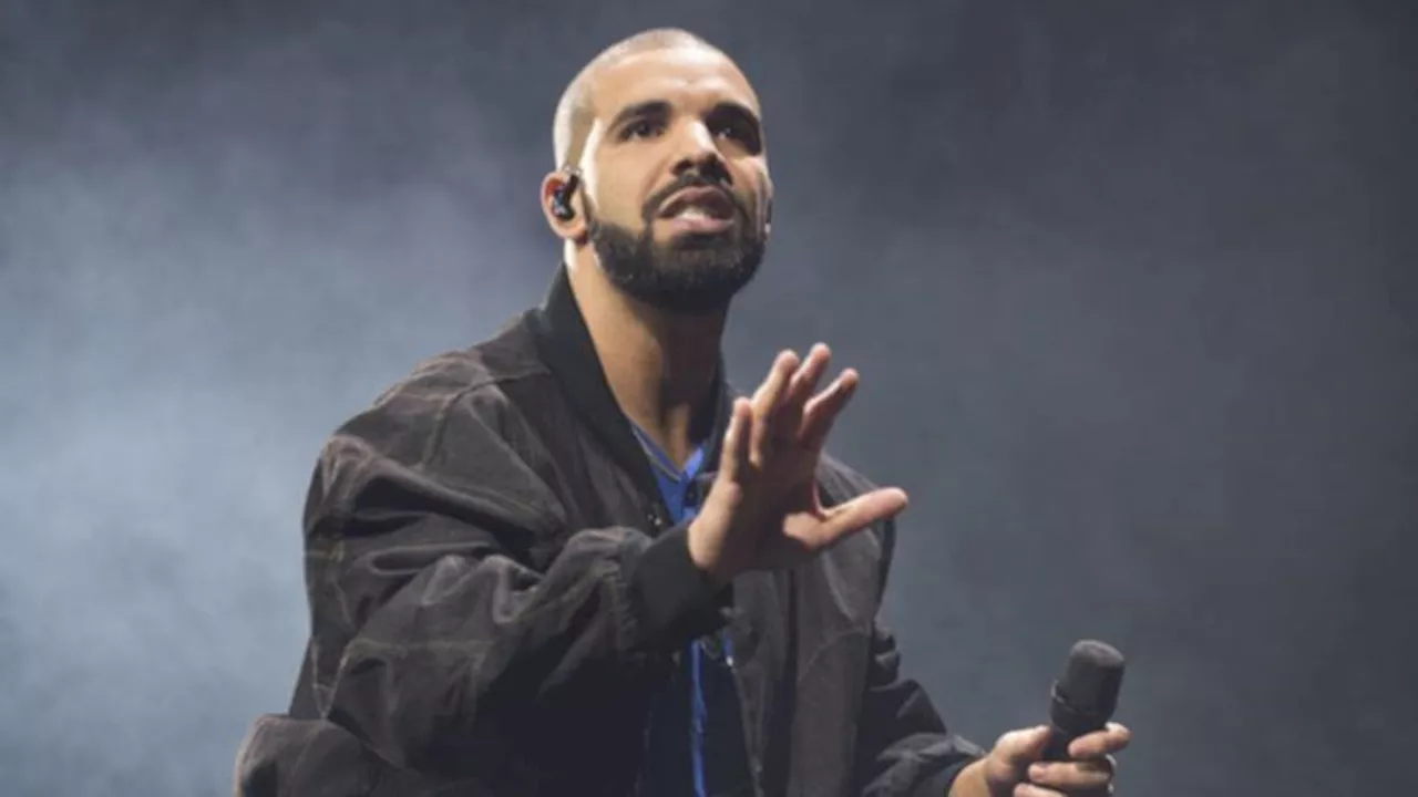 Measles alert issued in WA after infected person attends Drake concert in Perth