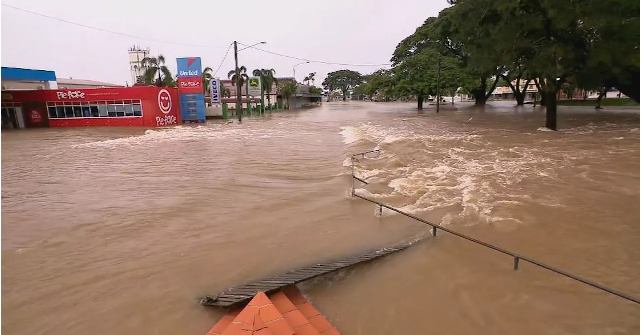 North Queensland Faces Another Weekend of Heavy Rain and Flooding