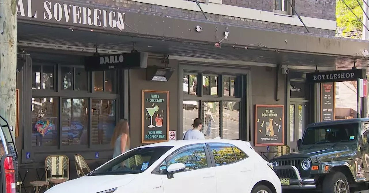 Veteran Regrets Photographing Nazi Flag Near Jewish Museum