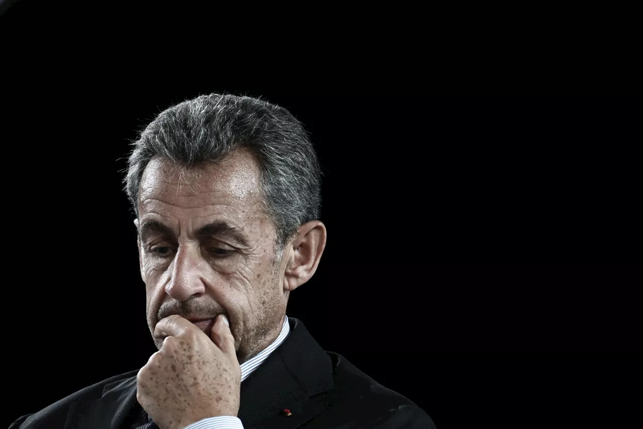 Nicolas Sarkozy, premier ex-Président français placé sous bracelet électronique