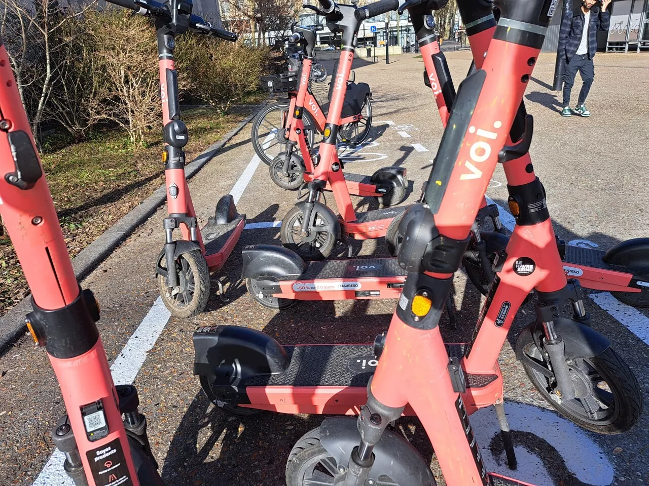 Pourquoi les trottinettes et vélos VOI du Havre ne vont pas à Sainte-Adresse